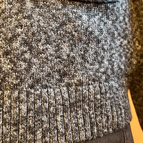 NWT A&F black/gray cardigan sweater size XL - Picture 4 of 10